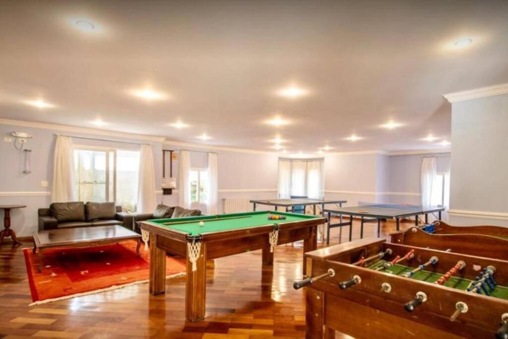 D27 Charme E Conforto A 800m Do Capivari, Wi-fi, Aquecimento ,2 Vagas- By Hostyn Apartamento *