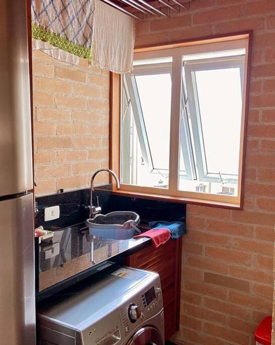 Apartamento D27 Charme E Conforto A 800m Do Capivari, Wi-fi, Aquecimento ,2 Vagas- By Hostyn