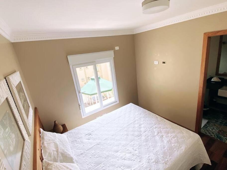 D27 Charme E Conforto A 800m Do Capivari, Wi-fi, Aquecimento ,2 Vagas- By Hostyn Apartamento *